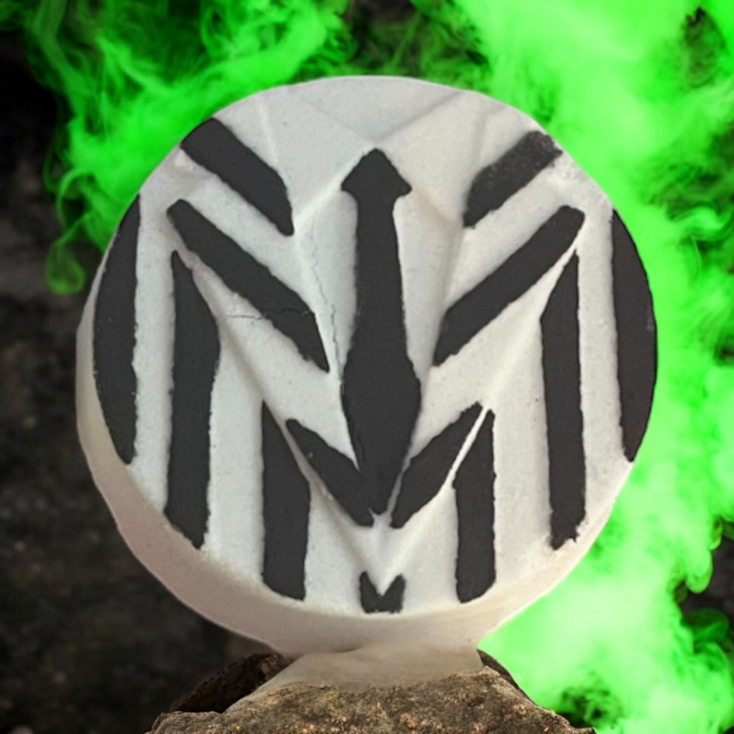 It’s Showtime bath bomb